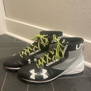 Under Armour mens cleats